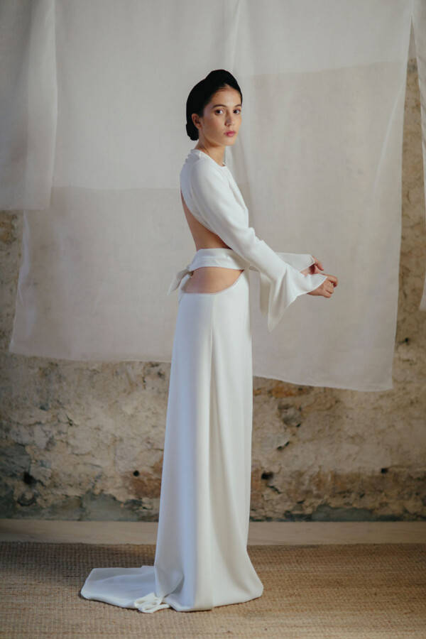 Vestido de novia de crepe blanca